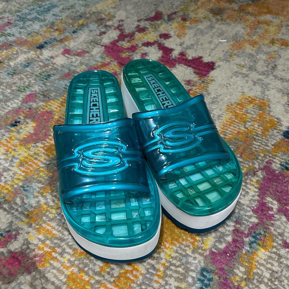Vintage Y2K Skechers wedge jelly shoes